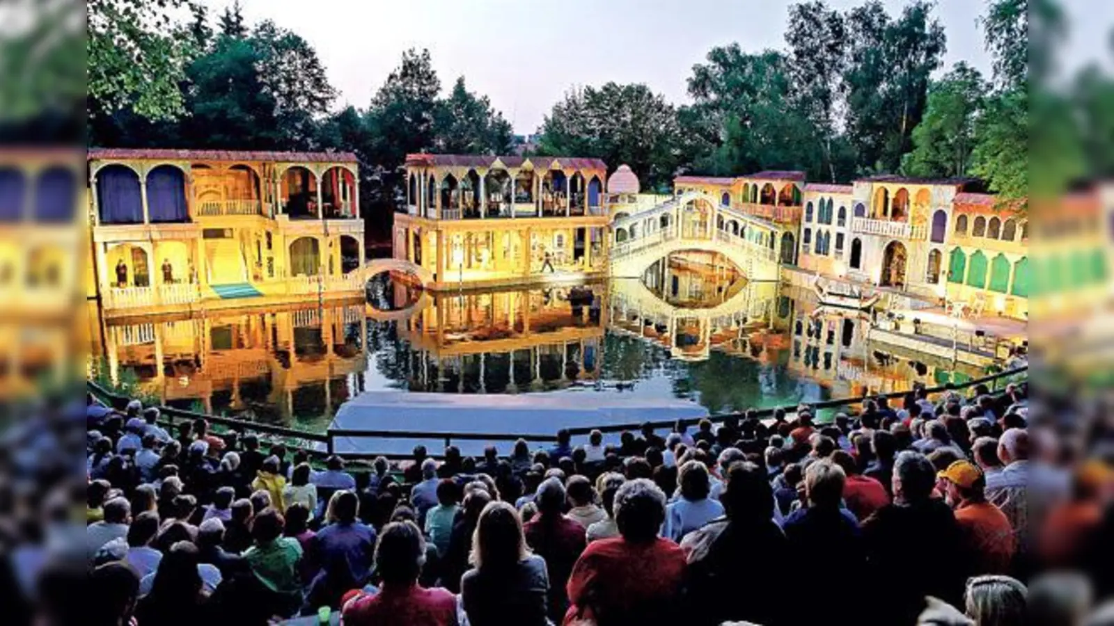 Jedes Jahr stellen Spielleiter Josef Schmid und sein engagiertes Team ein neues Stück auf die Beine: künstlerisch und logistisch eine Herausforderung. 	 (Foto: VA)