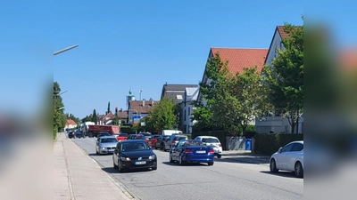 In der Ferienzeit ist in der Senftenauerstraße längst nicht so viel Verkehr wie sonst. (Foto: Taslaman)
