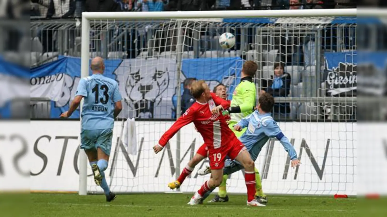 Trifft zum 2:1 für den TSV 1860: Innenverteidiger Necat Aygün.  (Foto: A. Wild)