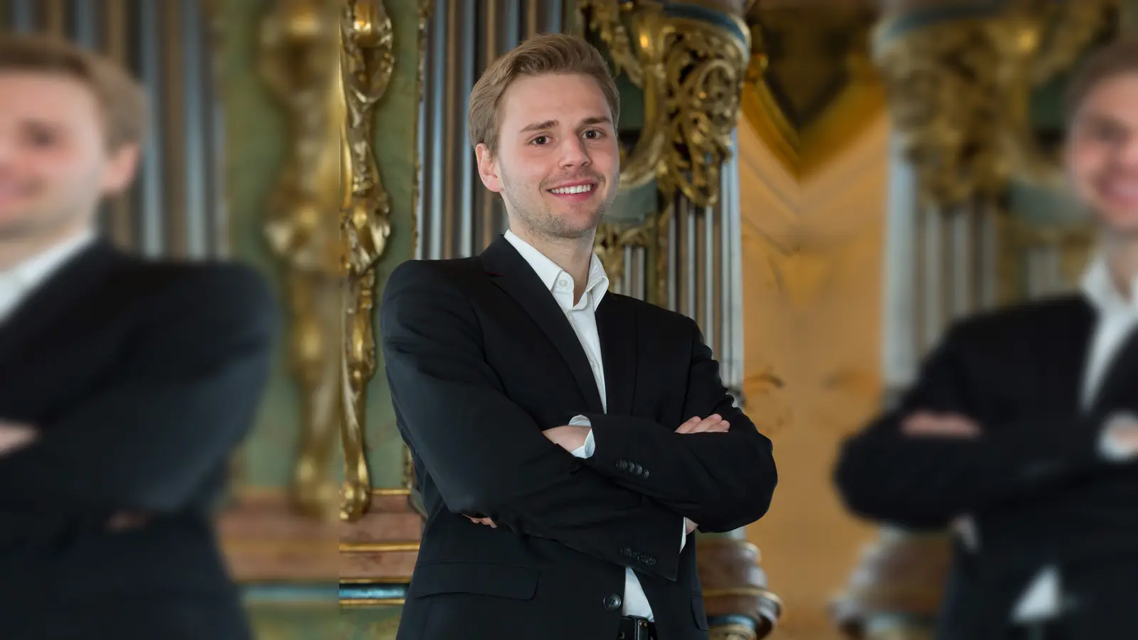 Der junge Virtuose Aaron Vorderholzer macht den Auftakt zum Orgelsommer und bringt in den St.-Anna-Kirchen ein vielfältiges Programm zu Gehör.  (F.: Anita Berger, Foto Berger)