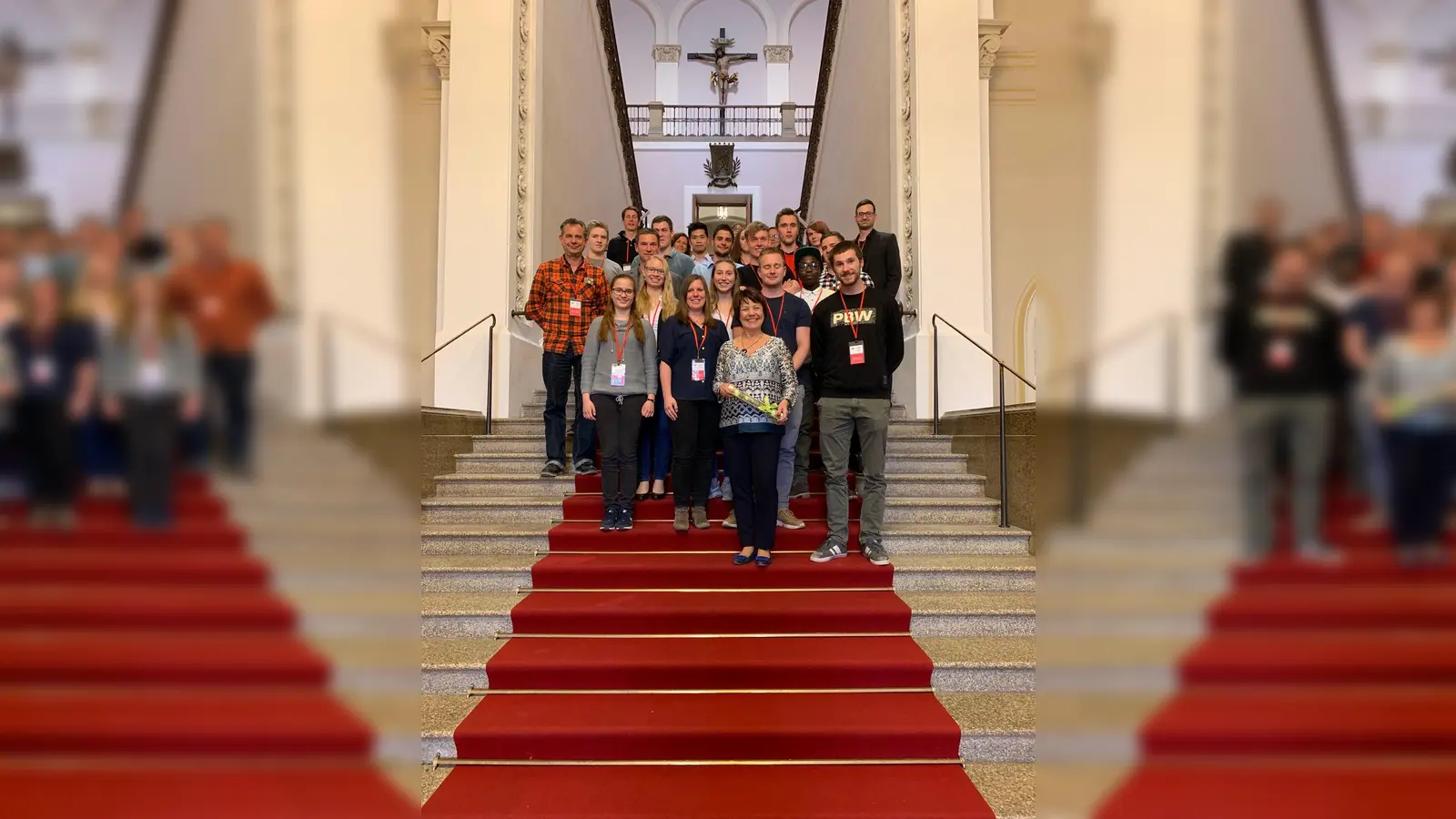 Diana Stachowitz, MdL, mit den Auszubildenden der Stadtwerke München. (Foto: privat; Bildrechte: Stachowitz)