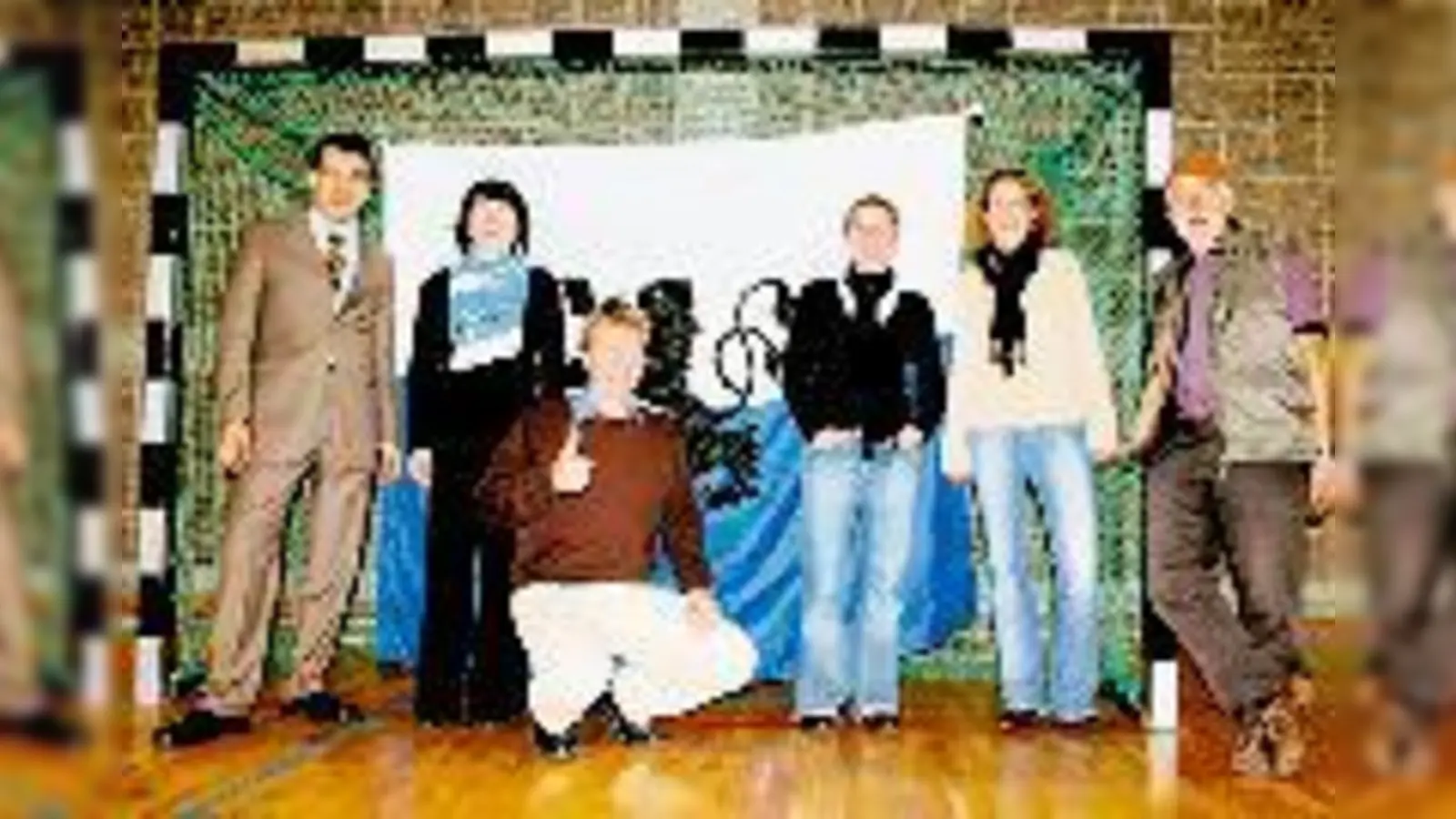 Die Mitstreiter des Vereins »Freunde des Sechzger Stadion« (v. l.) Michael Rogge, Anne Wild, Roman Beer, Danielle Dilba, Stephanie Dilba und Arnold Lemke kämpfen für den langfristigen Erhalt des Stadions.   (Foto: HH)