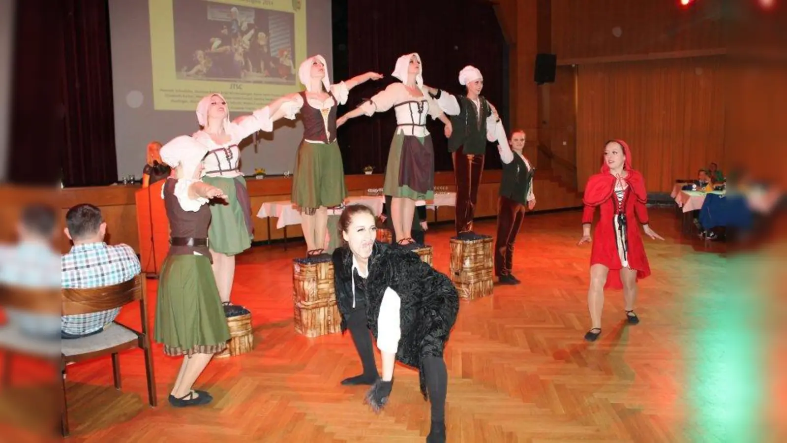 Herausragende Tanzeinlagen: Der Jugend-Tanzsport-Club wurde erst vor kurzem erneut Bayerischer Meister. (Foto: ka)