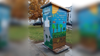 Das Tauschhaus der Gemeinde steht nun in der Nähe der Gilchinger Tafel. (Foto: Gemeinde Gilching)
