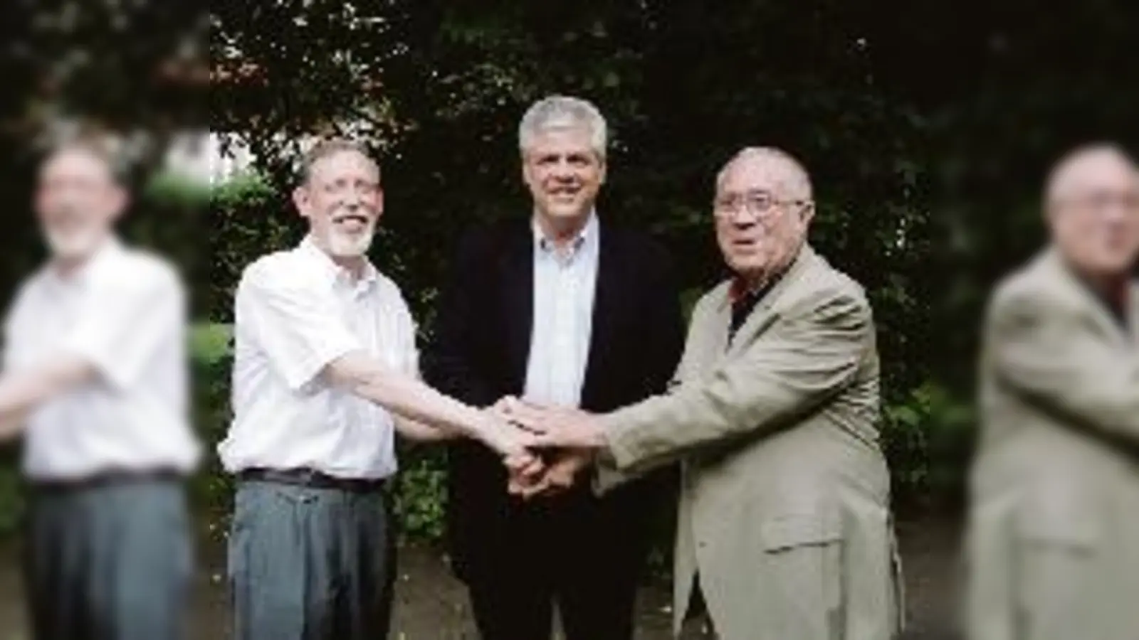 Kassier Peter Hilliger, BA-Chef Walter Klein und sein Stellvertreter Oskar Haider (von links) sind die wichtigsten Schwabinger Lokalpolitiker.  (Foto: jl)