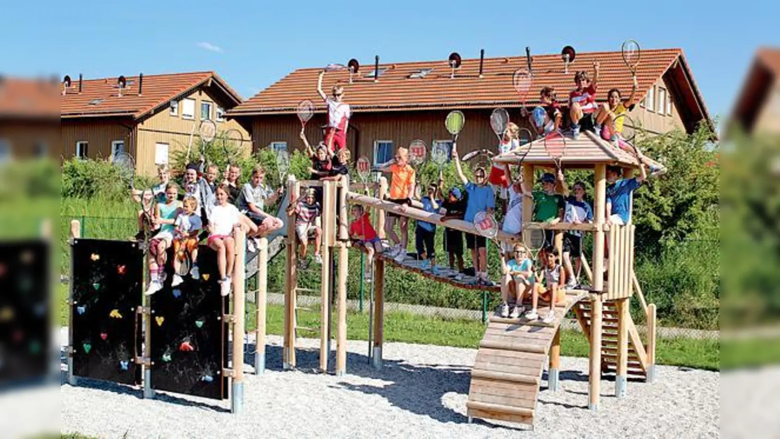Der gemeinsame Spass am Tennisplatz war die schönste Ferien-Freude für die vielen kleinen Teilnehmer.	 (Foto: Heinz Kümmerling)
