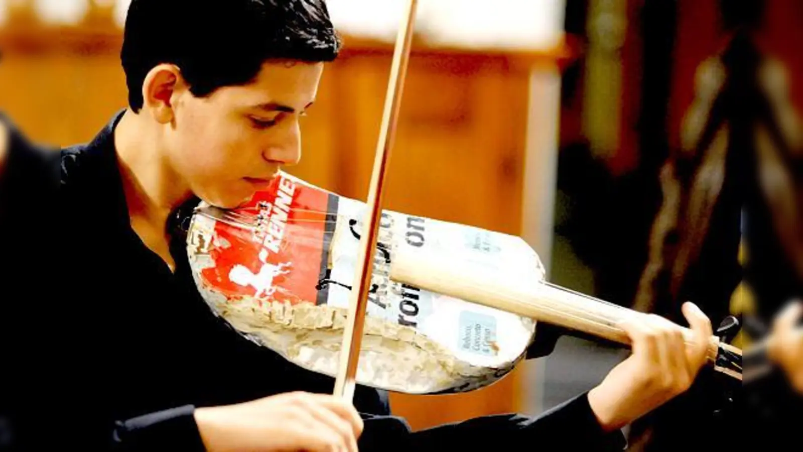 Beim Konzert in St. Michael kommen Instrumente aus Müll zum Einsatz.	 (Foto: VA)