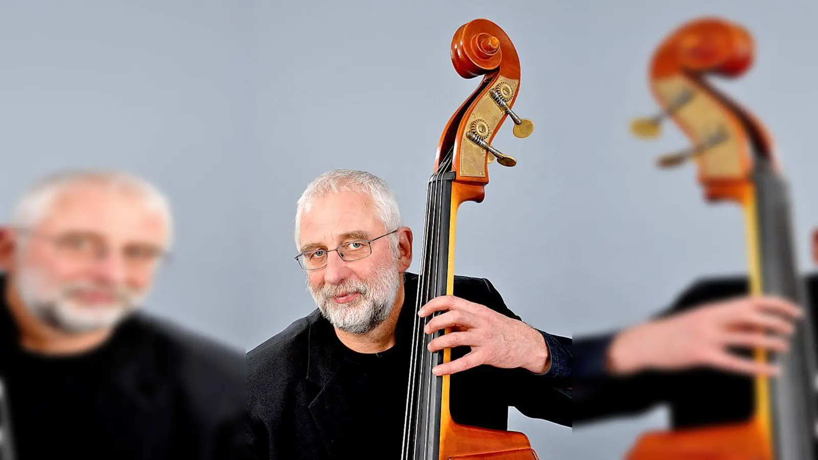 Am 13. Mai steht Hans Klaffl auf der Bühne in der Montessori-Schule Niederseeon.	 (Foto: VA)