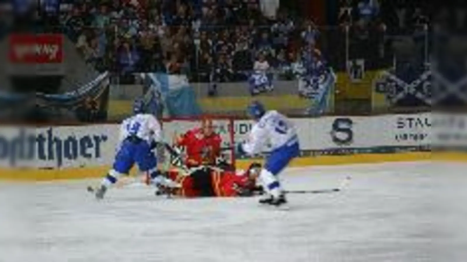 Verteidigen mit allen Mitteln: Fast wäre das Konzept der Hügelsheimer aufgegangen.  (Foto: fil)