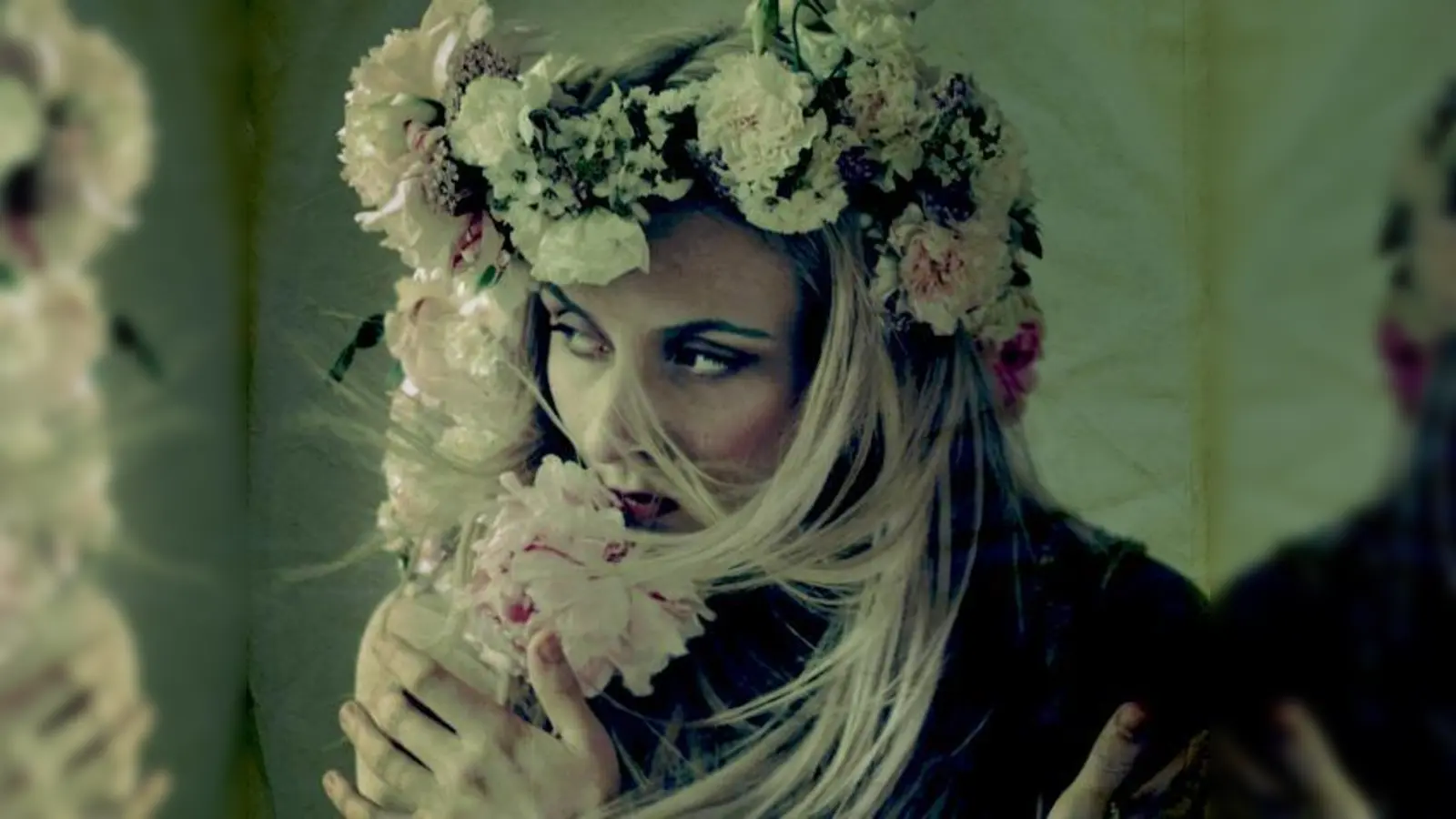 Weltmusik im  (Foto: Eivør singt auf Färöisch, Isländisch und Englisch.	Foto:VA)