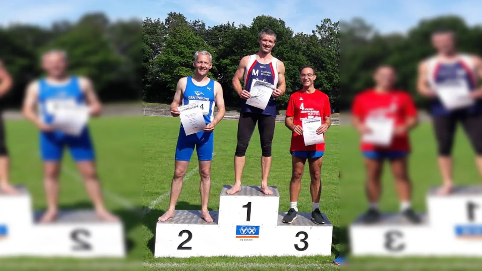 Auf dem Stockerl (v. li.): Patrick Stork (Peiting), Dieter Heimstädt (Erding) und Bernhard Obster (München). (Foto: privat)