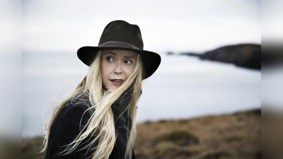 Tina Dico hat ein Händchen dafür, mit ihrer wunderschönen Stimme viele unterschiedliche Emotionen in einem Song einzufangen. (Foto: pi)