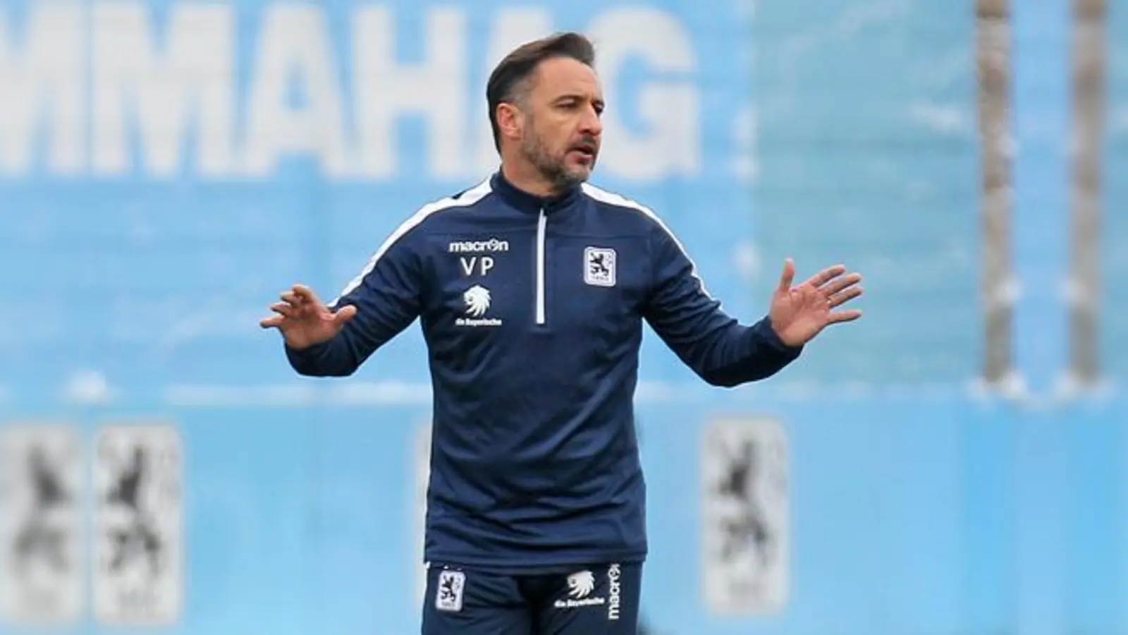 Hofft auf eine gelungene Punktspiel-Premiere: Vitor Pereira.  (Foto: A. Wild)