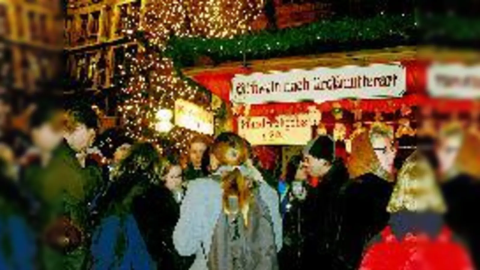 Goldglänzender Christbaumschmuck, Lichtermeer und Glühwein: Die Christkindlmärkte der Münchner Innenstadt »verzaubern« jedes Jahr aufs Neue.	 (Foto: rme)