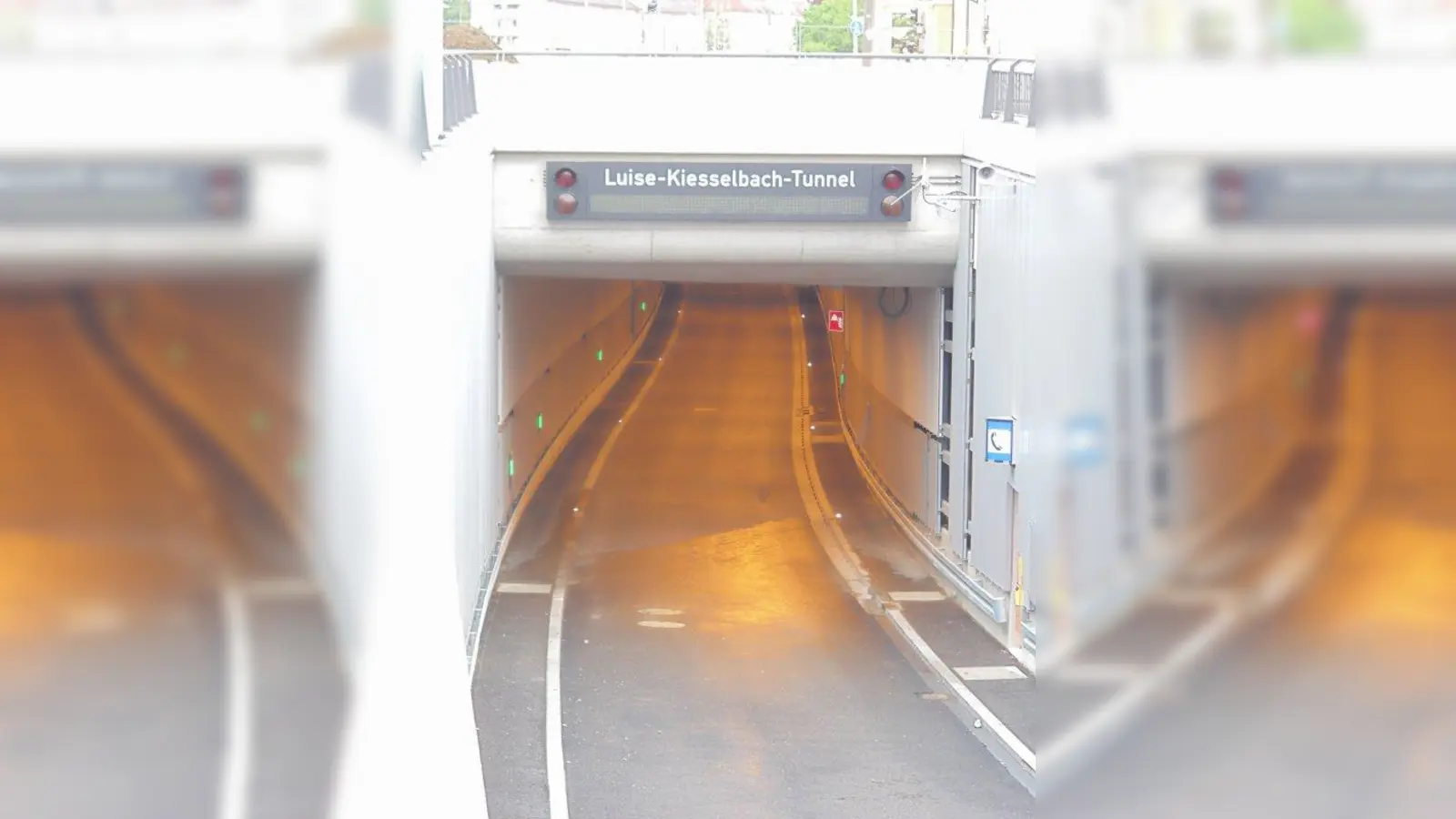 Eine der Zufahrten in den Tunnel am Luise-Kiesselbach-Platz. (Foto: job)