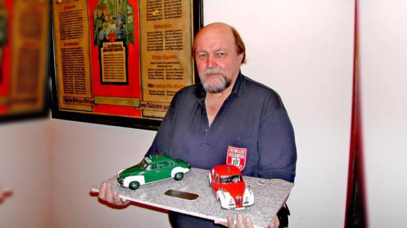 Stefan Lafer löste Johannes Putterer an der Spitze der Freiwilligen Feuerwehr Moosach ab.	 (Foto: VA)