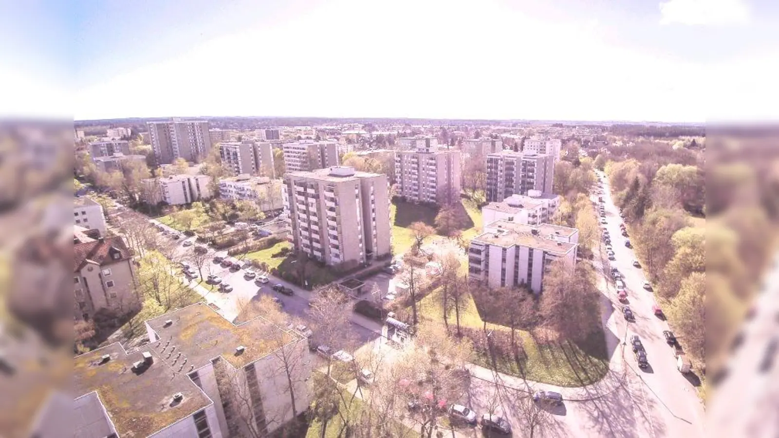 Die südliche Seite des Quartiers an der Appenzeller Straße (links) und der Forst-Kasten-Allee (rechts): Nachverdichtung als Lösung? (Foto: Marcus Ruch)