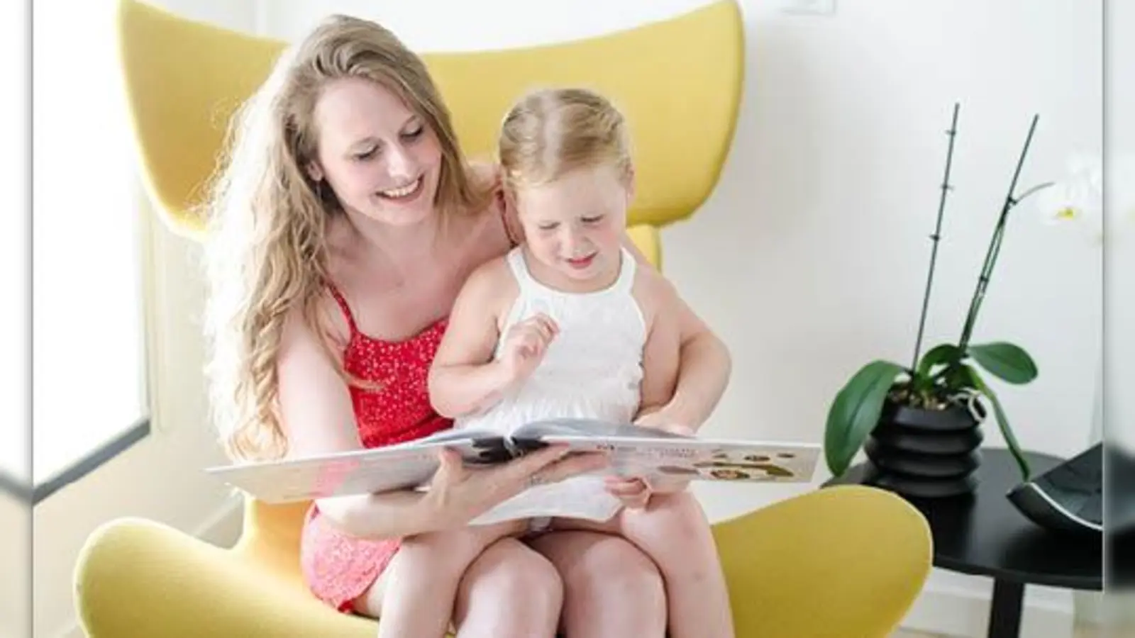 Gesundes Wohnen beginnt bei der Wahl der Baustoffe für das Eigenheim. Für die Innenwände empfehlen sich deswegen Kalkputze, die das Raumklima regulieren. (Foto: Saint-Gobain Weber/txn)