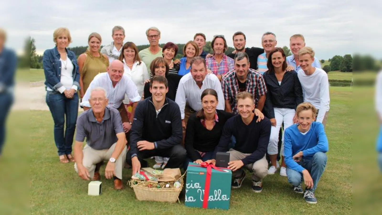 Die glücklichen Sieger der verschiedenen Spielklassen und Sonderwertungen. (Foto: GC)