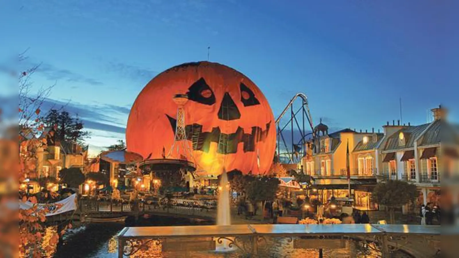 Im Europa-Park stehen die Zeichen auf Halloween. Bis 5. November gibt es jede Menge Highlights zu erleben.	 (Foto: VA)