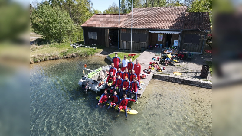 Die Rettungsstation bei schönen Wetter ab sofort wieder einsatzbereit. (Foto: Kreiswasserwacht)