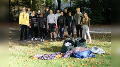 Hinter dem von Schüler gegründeten Unternehmen "Clean Munich" stecken 13 Zwölftklässler des Asam-Gymnasiums in Obergiesing. (Foto: Clean Munich-Luka Tomas)