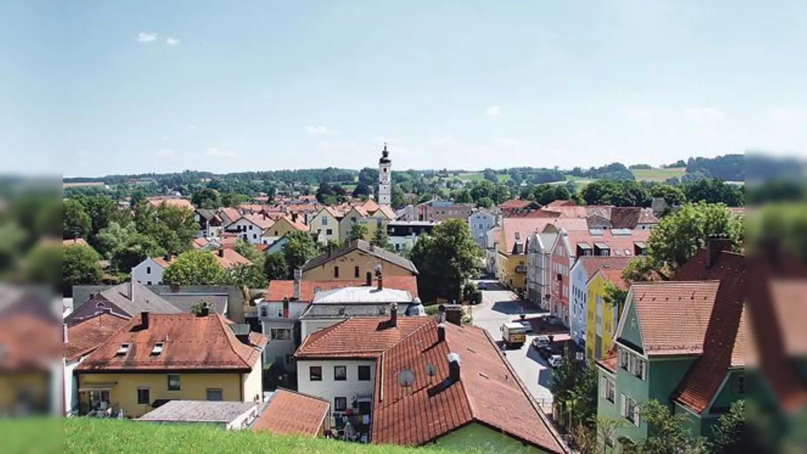 Die Stadt Dorfen (Bild) möchte im kommenden Jahrzehnt eine Landesgartenschau ausrichten. Auch Kirchheim zählt zu den Bewerbern.	 (Foto: H. Helmlechner,  CC BY-SA 4.0)
