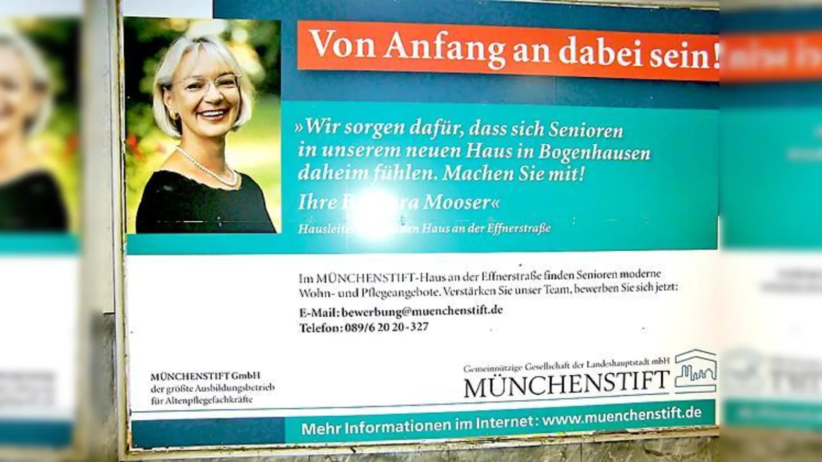 Mit großen Plakaten wie im U-Bahnhof Arabellapark sucht die MünchenStift für das neue Haus an der Effnerstraße nach weiterem Personal. 	 (Foto: hgb)