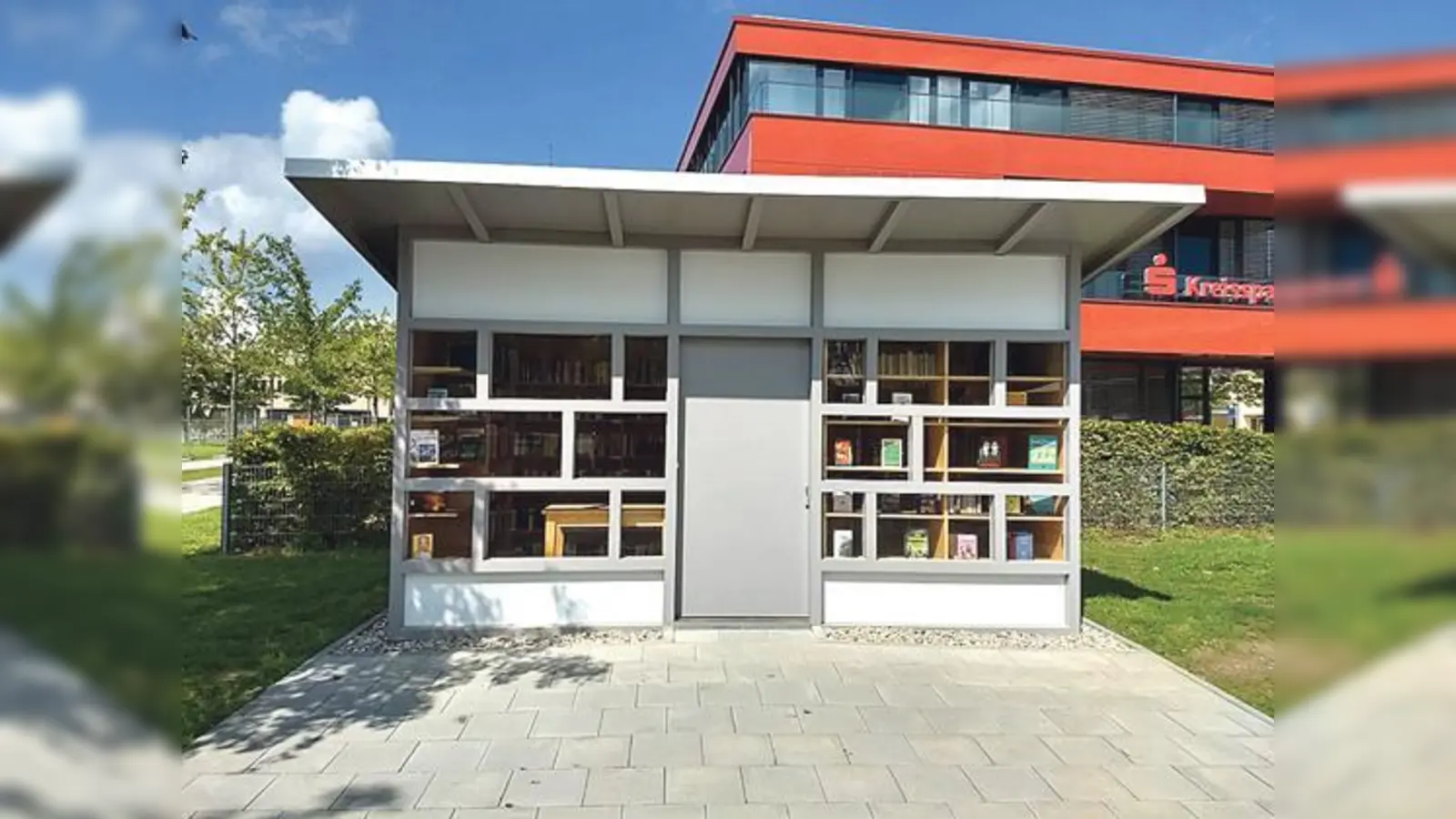 Das neue Poinger Literaturhaus beim Marktplatz wird am Freitagnachmittag eröffnet.	 (Foto: Gemeinde Poing)