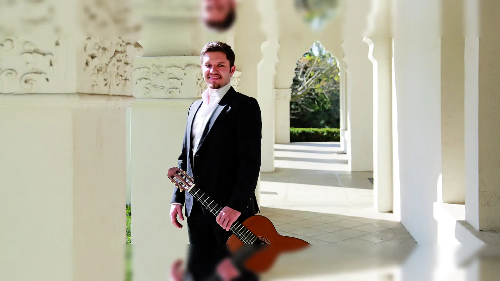 Von Dorfen in die weite Welt und wieder zurück: Daniel Marx spielt am 11. Januar in Erding. (Foto: VA)