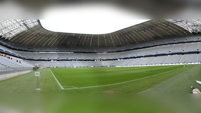 In der Allianz Arena wird die Elf von Bundestrainer Jogi Löw auf Weltmeister Frankreich und Europameister Portugal treffen - ein Jahr später als geplant. (Foto: Chris 73, CC BY-SA 3.0)