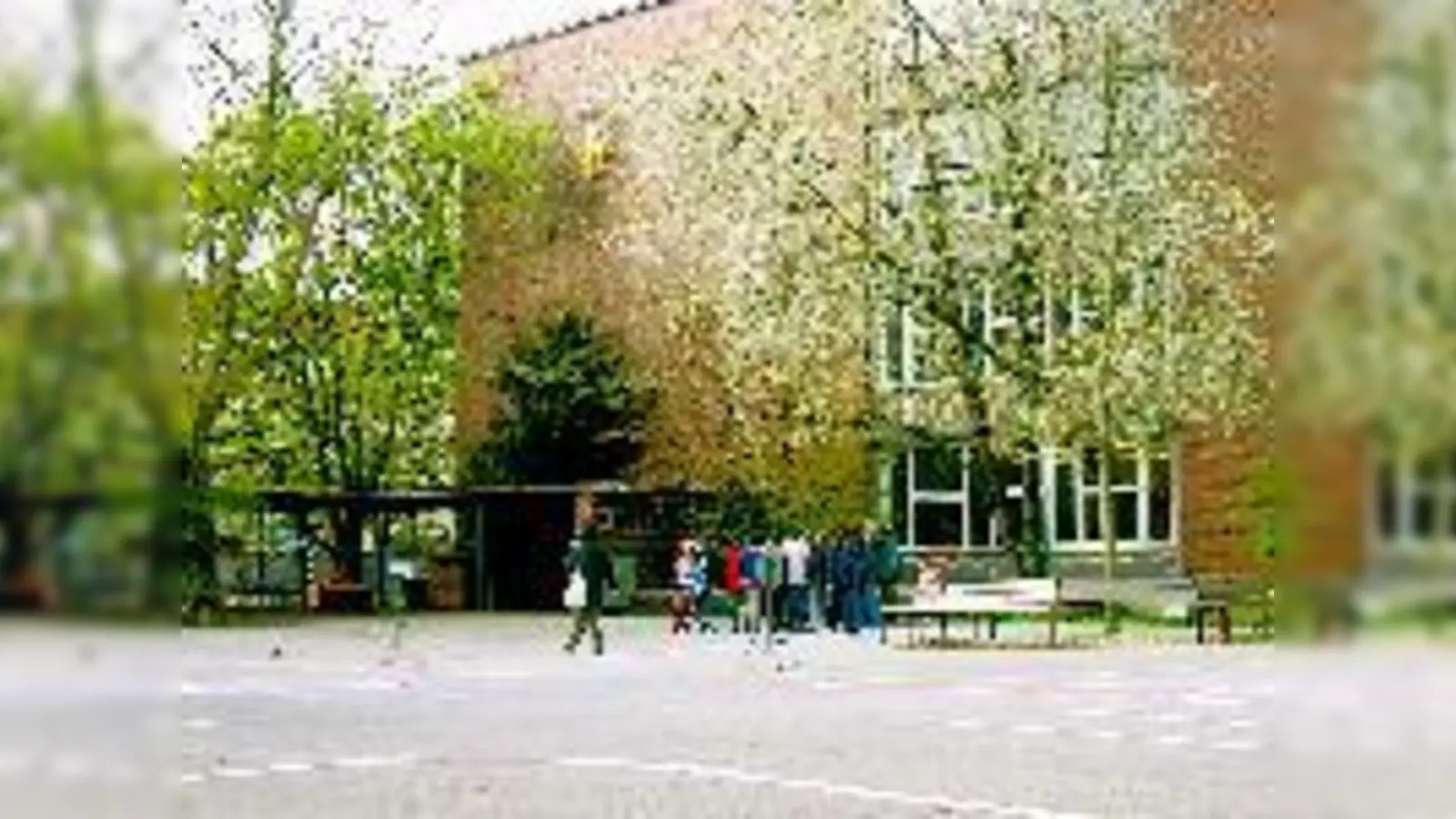 Gegen drohende Probleme an der Schwindschule will der BA Maxvorstadt angehen. Auch von der Schule selbst gehen bereits Initiativen aus.               (Foto: ds)