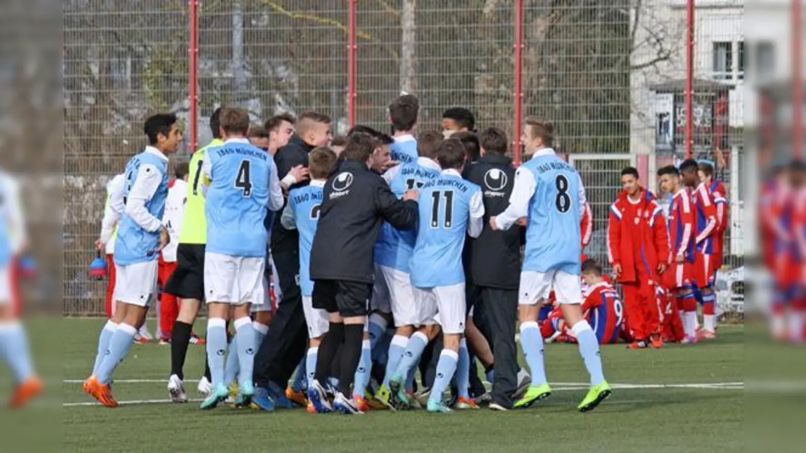 Jubel über den Derbysieg: U17-Junglöwen.  (Foto: Timo Koch)