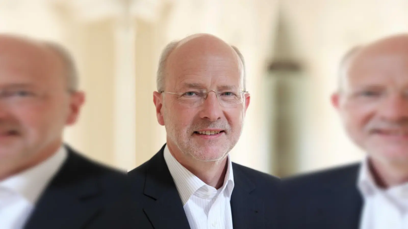 Rainer Schweppe ist Stadtschulrat und Schulreferent der Stadtverwaltung München. Auf der Sondersitzung gab er zu: „Unsere Quoten werden aufgefressen vom Zuzug.“ (Foto: pi/Archiv)