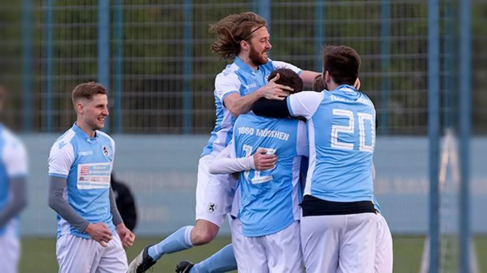 Künftig in der Landkreis-Gruppe unterwegs: die Amateur-Kicker des TSV 1860 München.  (Foto: Anne Wild)