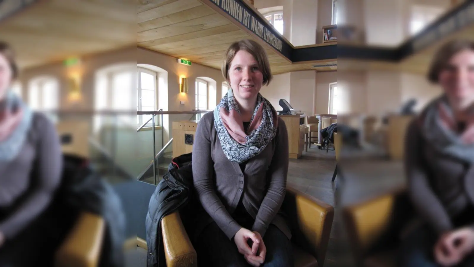 Clara Klug im Interview mit Jasmin Seidl. (Foto: jcs)