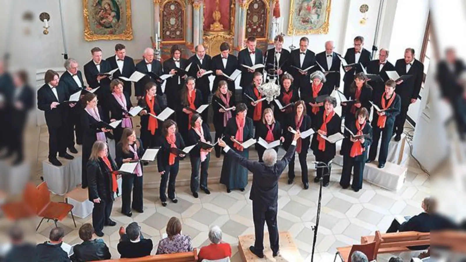 Der Monteverdichor mit »Lobgesängen« zu Gast in der Heilig-Geist-Kirche	 (Foto: Birgit Chlupacek)