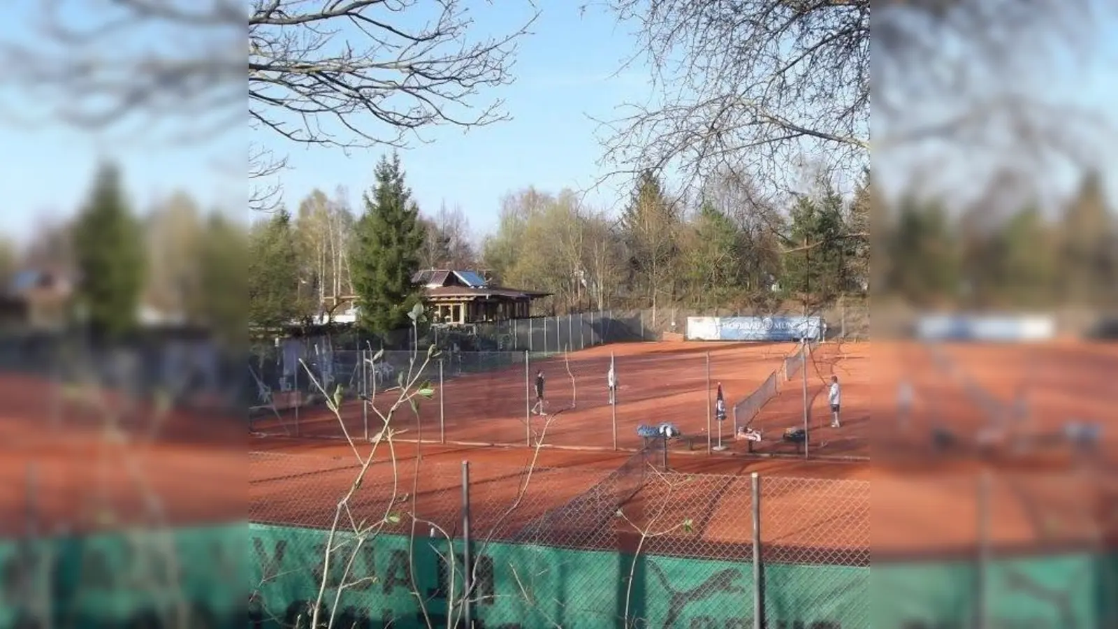 In der ersten Woche der Pfingstferien findet auf dem Gelände des Germeringer Tennisclubs ein „Pfingscamp” statt, das sich an Anfänger und Fortgeschrittene im Kindes- und Jugendalter richtet. (Foto: Tennis Kreuzlinger Forst Germering)