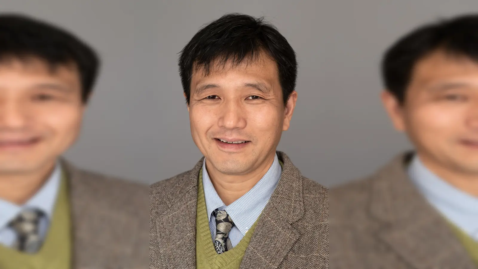 Koji Shibazaki reist aus New York an, um dem Publikum Insider-Details über washi-Papierarten mitzuteilen. (Foto: Nicolal Kaestner)