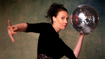 Alice Köfer: Kabarett im bosco. (Foto: Harald Hoffmann)