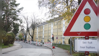 Die Anwohner freut&#39;s: Baustelle und Ampelregelung haben den Verkehr in der Kristallstraße spürbar reduziert. (Foto: tab)