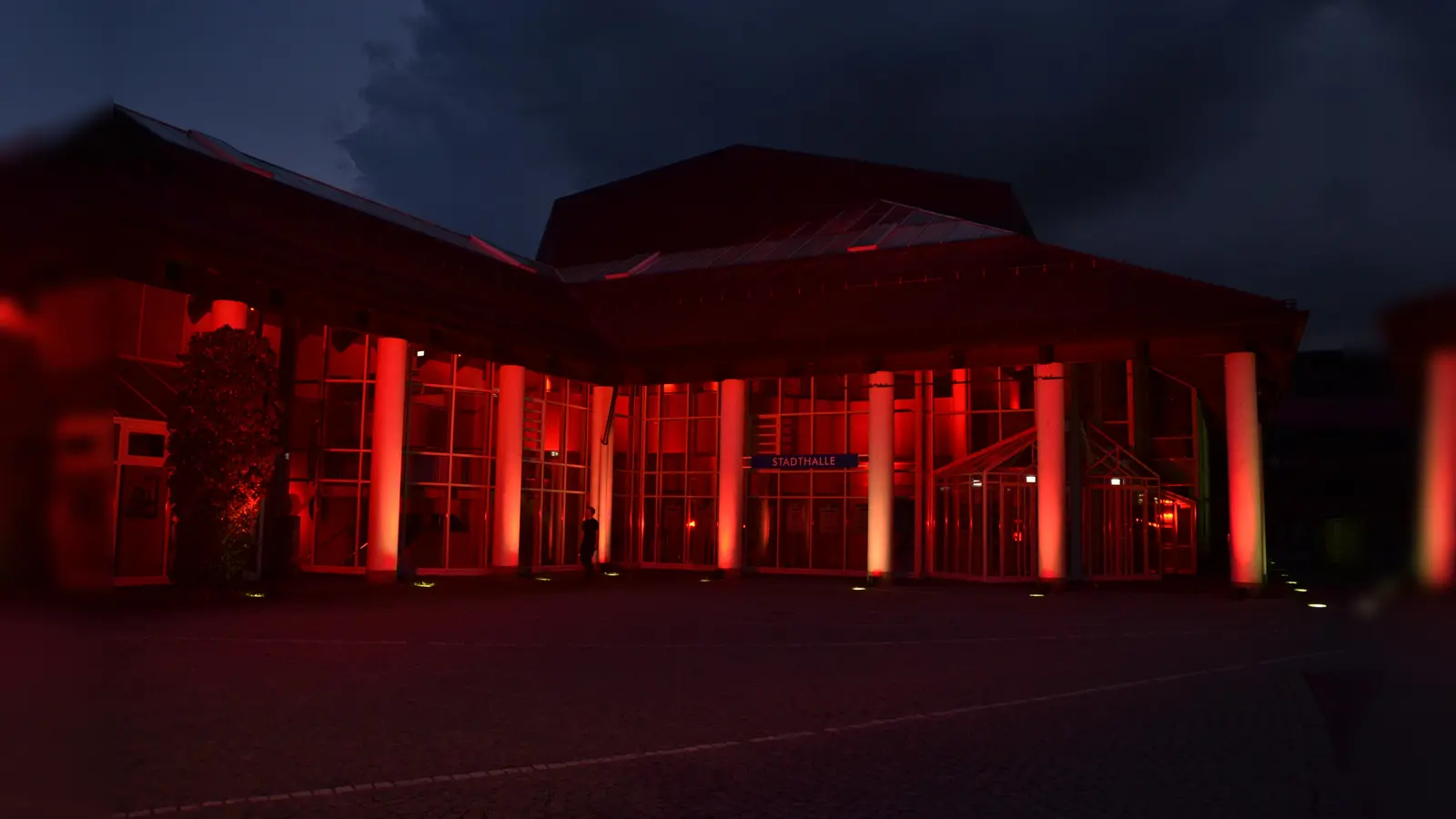 Der „Light-Lockdown“ trifft die Veranstaltungs- und Kulturbranche – wie auch die Gastronomie - zum zweiten Mal bis ins Mark. (Foto: Stadthalle Erding)