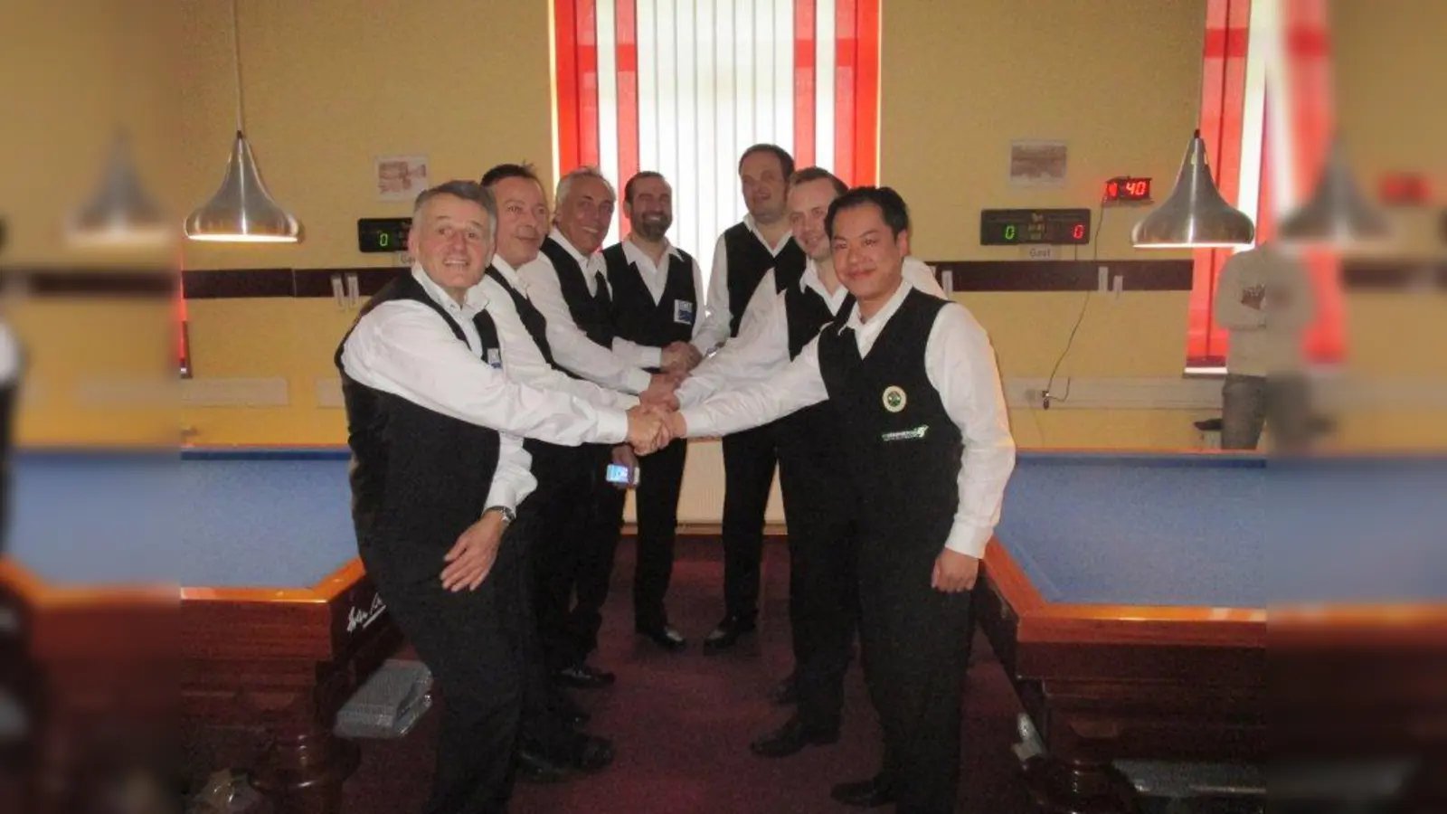 Die Sieger des BC München (l.) im Bundesliga-Tournier gegen den BC Regensburg. (Foto: ah)