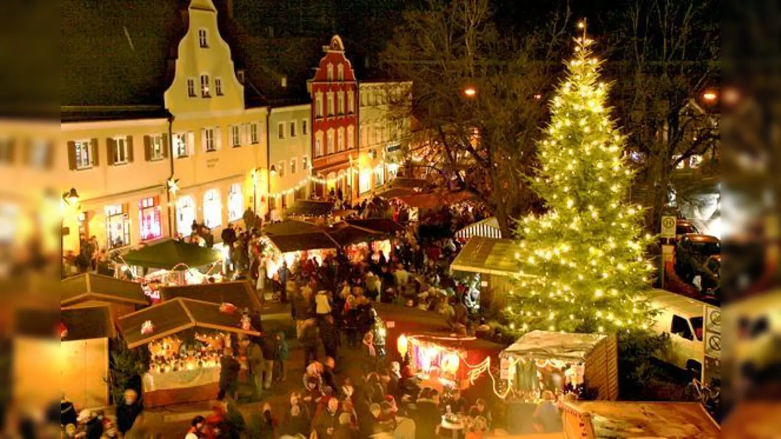 Bis zu 15 Meter hoch, am 30. November aufgestellt und geschmückt: Die Stadt Ebersberg sucht noch einen Christbaum für heuer.	 (Foto: Stadt Ebersberg)