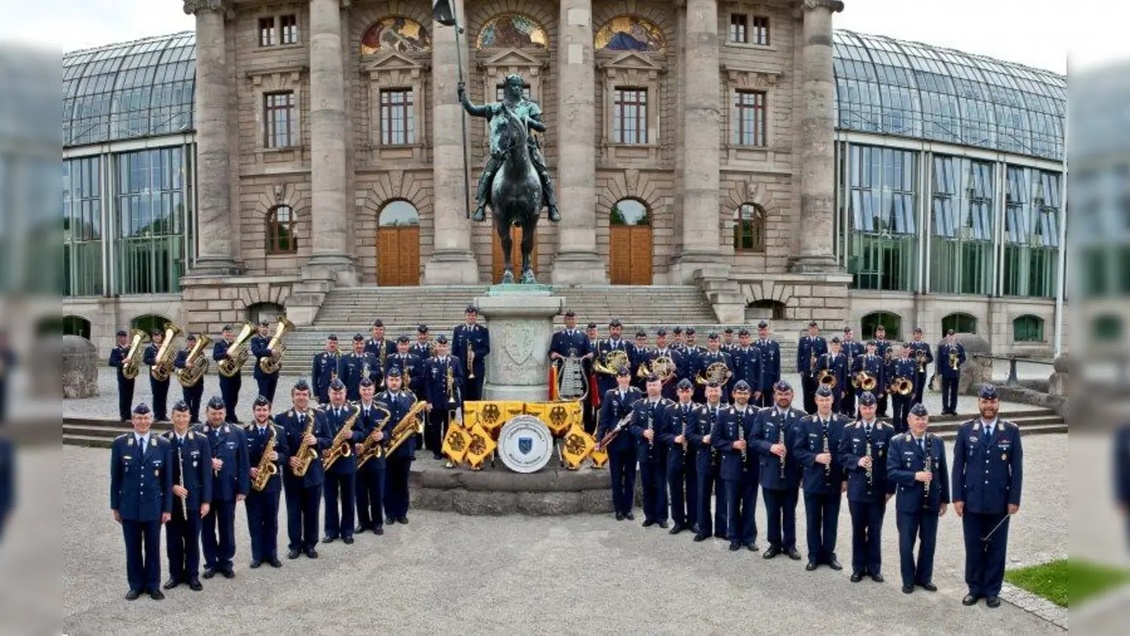 Zum 31. März wird das Luftwaffenmusikkorps 1 München-Neubiberg aufgelöst, am 13. März ist es nochmals in der Stadthalle zu hören. (Foto: pi)