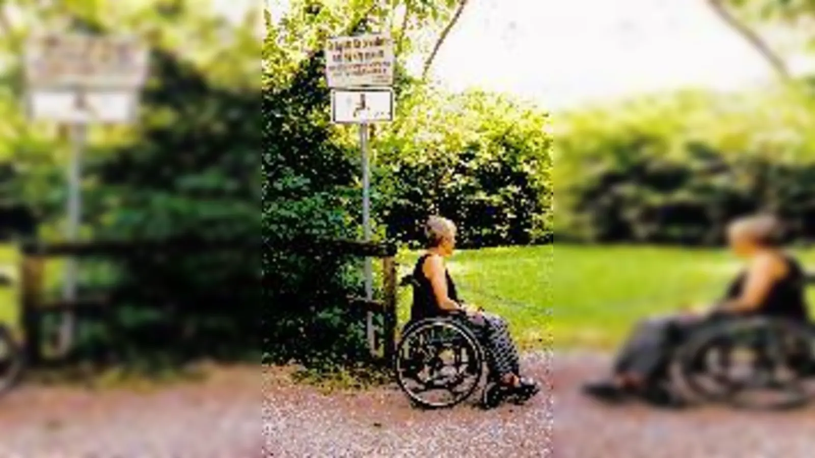 Meistens liegt die Kette am Boden, und damit ist der Bereich auch optisch nicht mehr abgeschlossen. Daher bitten die Behinderten, die gerne dort baden, um Rücksicht.	 (Foto: Privat)