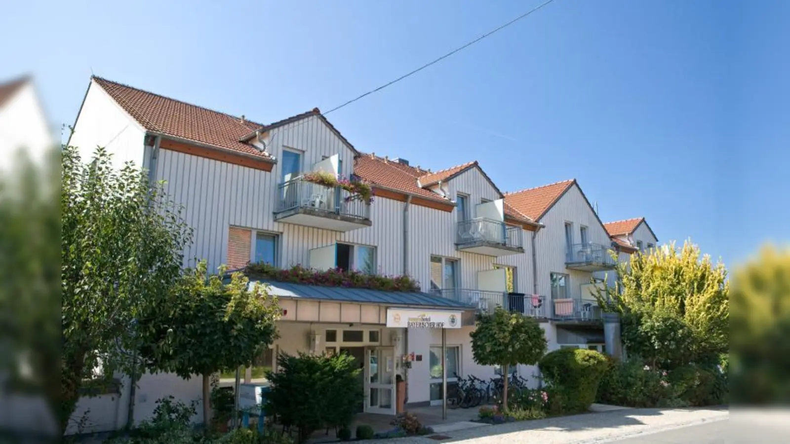 Das Sonnenhotel Bayerischer Hof in Waldmünchen lädt zu ein paar Tagen Erholung ein - und das besonders günstig. (Foto: pi)