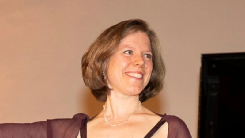 Angelika Huber, Sopran (r.), und Mizuko Uchida, Klavier, gestalten das Konzert „Ein Abend mit Goethe”. (Foto: Angelo Esslinger )