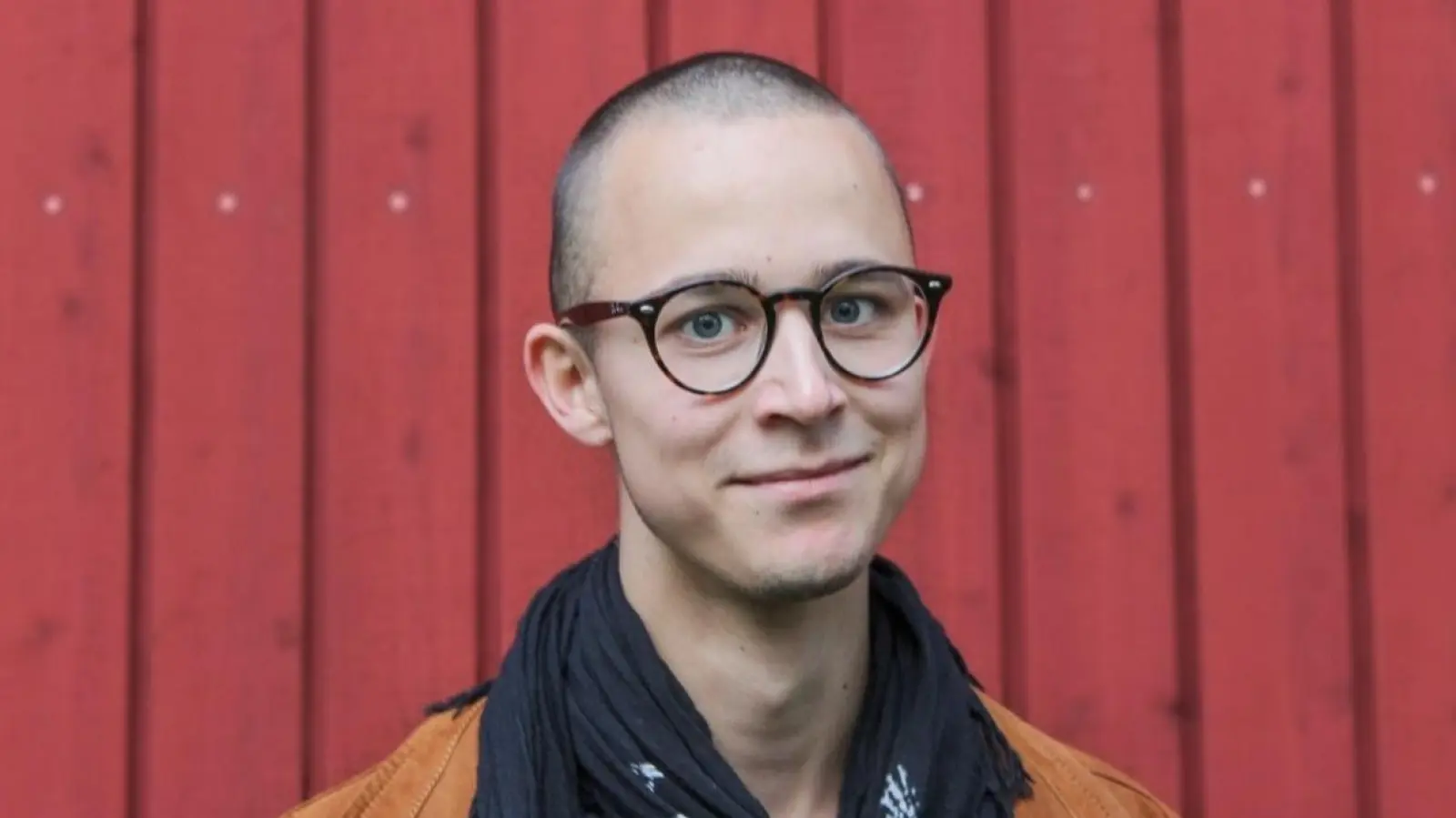 Max barnewitz studierte an den Universitäten Passau und Augsburg Staats- und Sozialwissenschaften und beschäftigt sich seit mehreren Jahren mit Fragen demokratischer Streitkultur(en) und Fragestellungen des demokratischen Entscheidens.  (Foto: privat)