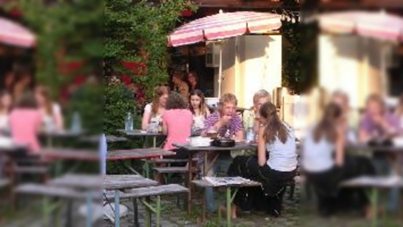»Insgesamt eine tolle Stimmung«: Das Jugendcamp des Kreisjugendring München-Stadt beherbergt täglich bis zu 500 junge Wiesn-Touristen.  (Foto: Olaf Schäfer)